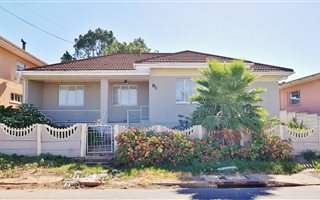 4 Bedroom House in Jubilee Park