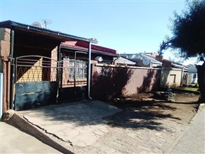 2 Bed House in Emdeni