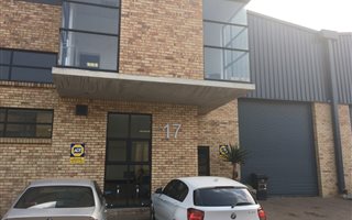700 m² Industrial space in Ormonde