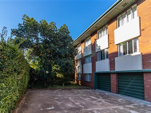 2 Bed Apartment in Essenwood