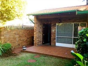 4 Bed Townhouse in Windsor West