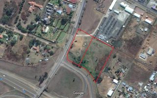 2.4 ha Land available in Vulcania South