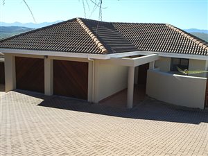 4 Bed House in Hartenbos Heuwels