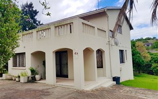 5 Bedroom House in Rocky Park
