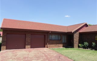 3 Bedroom House in Waldrift