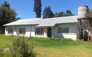 1 m² Industrial space in Vosloorus