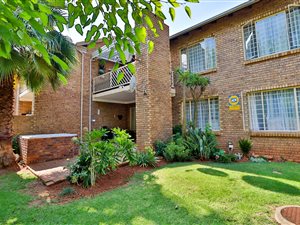 2 Bed Simplex in Pierre van Ryneveld