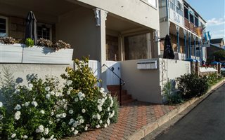 2 Bedroom House in Pinnacle Point Golf Estate