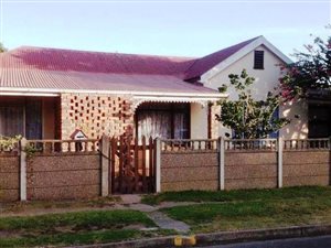 5 Bed House in George South