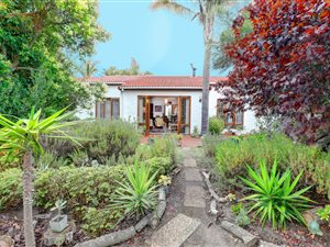 3 Bed Townhouse in Protea Valley