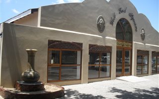 Retail space in Parys