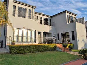 5 Bed House in Kyalami Glen Estate
