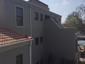 1 Bed Apartment in Oaklands
