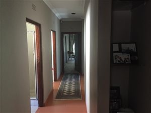 3 Bed House in Duxberry