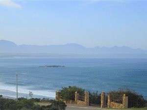 510 m² Land available in Mossel Bay