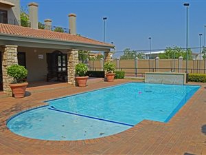 1 Bed Apartment in Fourways