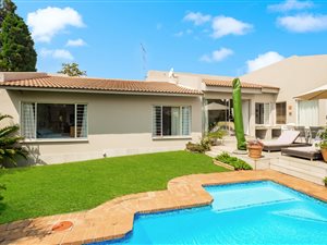 3 Bed House in Hurlingham Manor