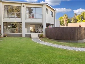 3 Bed House in Waterval Estate