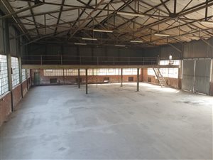 727 m² Industrial space in Eastleigh