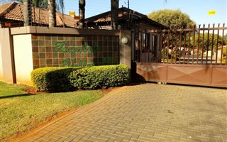 3 Bedroom Townhouse in Sinoville