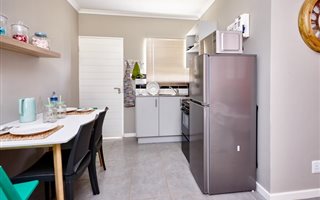 2 Bedroom Townhouse in Springs Central