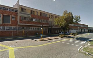5000 m² Commercial space in Benrose