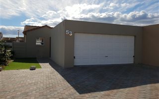 2 Bedroom House in Muizenberg
