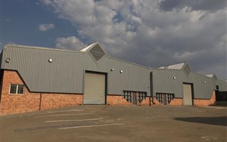 2360 m² Industrial space in Gateway Industrial Park