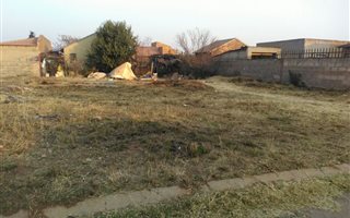 333 m² Land available in Kwa Thema