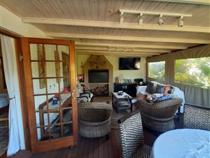 8 Bed House in Nahoon