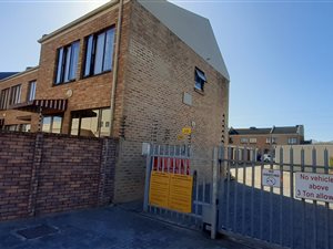 2 Bed Duplex in Loerie Park