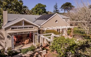 5 Bedroom House in Bishopscourt