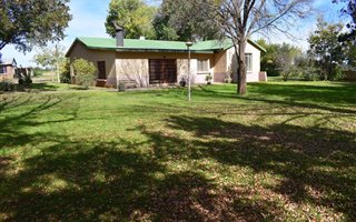 17.1 ha Smallholding in Bloemdal