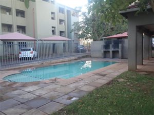 3 Bed Flat in Montclair