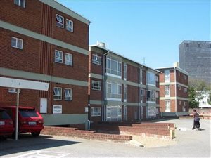 2 Bed Apartment in Kempton Park Central