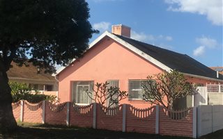 4 Bedroom House in Mountview