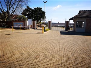 805 m² Land available in White River