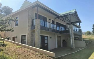 3 Bedroom House in Clarens