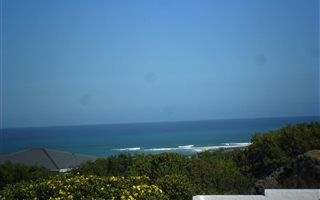 822 m² Land available in Struisbaai