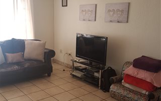 3 Bedroom Apartment in Magalieskruin