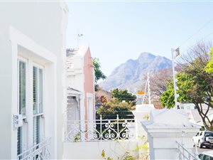 2 Bed House in Tamboerskloof