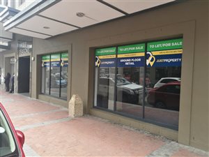 600 m² Commercial space in Zonnebloem