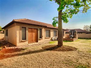 3 Bed Townhouse in Moregloed