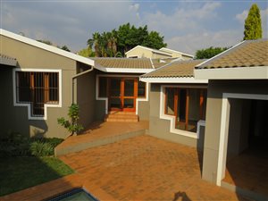 3 Bed House in Monument Park