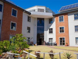 2 Bed Apartment in Oakglen