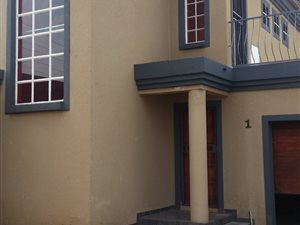 3 Bedroom House in Bergsig