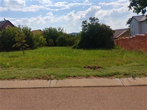 934 m² Land available in Rietvlei Heights Country Estate