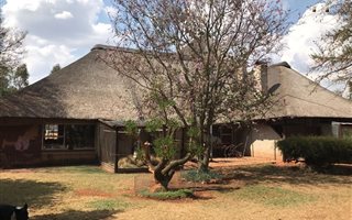 2.3 ha Farm in Sterkfontein and surrounds