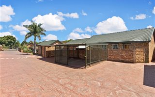 3 Bedroom Townhouse in Ekklesia
