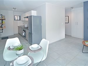 2 Bed Apartment in Clubview